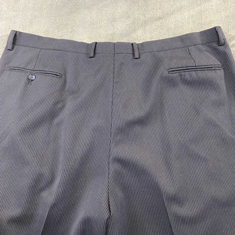 Jones New York Collection Men's L‎ 48 Pinstripe Wool Suit Jacket and Pants Set